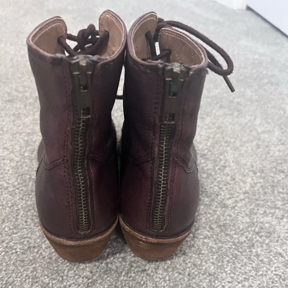 Sofft Brown Leather Ankle Boots - Picture 4 of 6